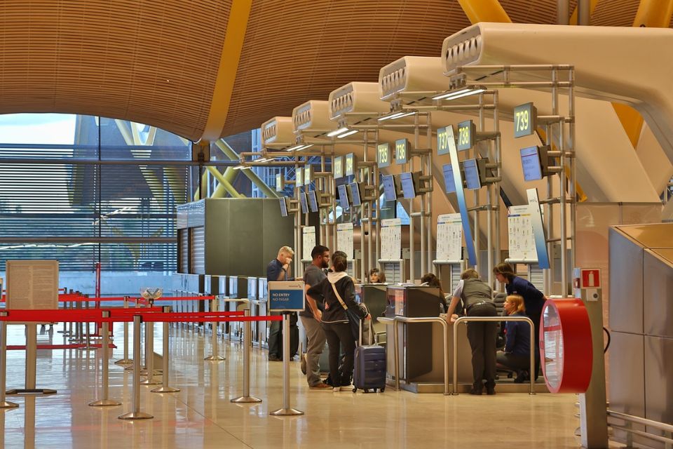 مطار صوفيا يدشن نظام بطاقة الصعود الذكية إلى الطائرة، ويستعد للانضمام إلى اتفاقية شنجن