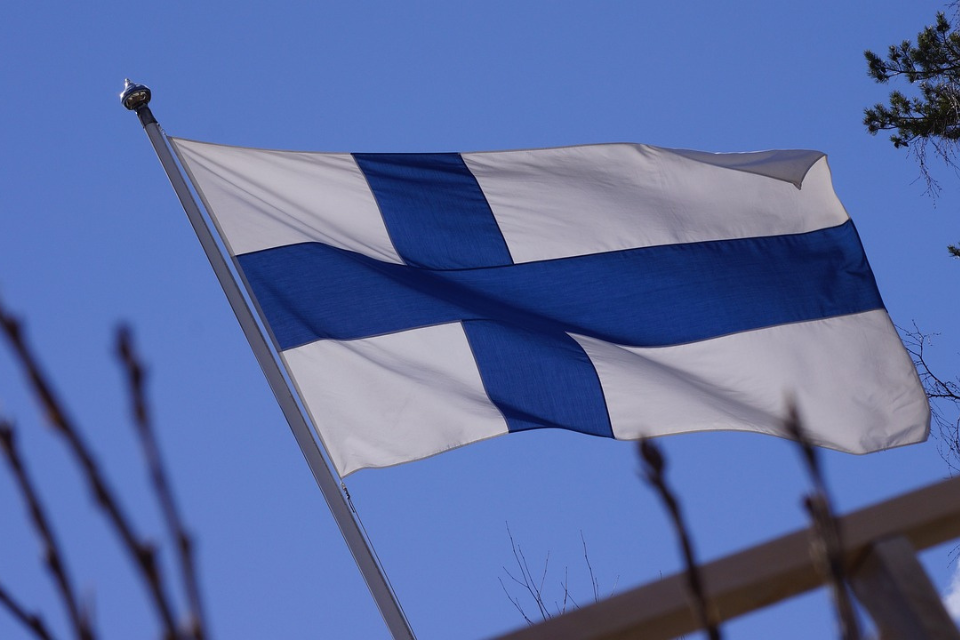 فنلندا تمدد إغلاق الحدود مع روسيا حتى منتصف فبراير المقبل