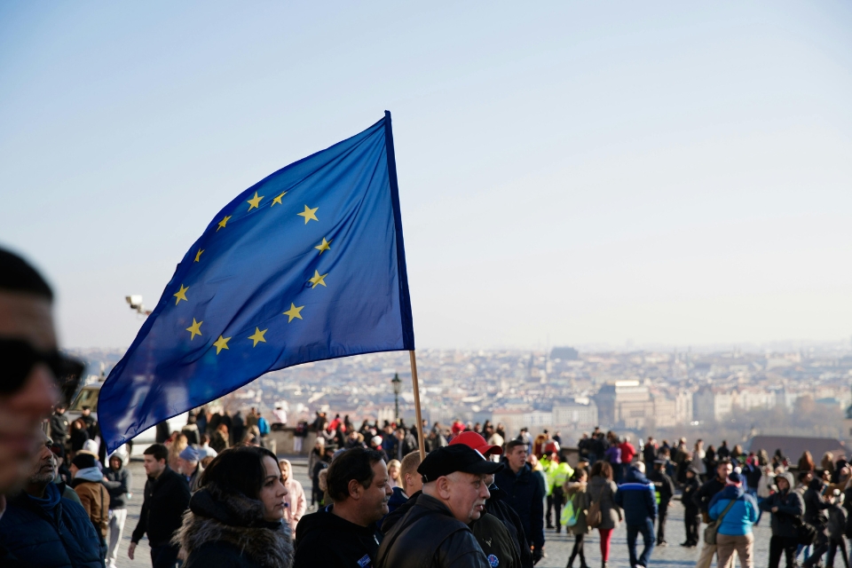 الاتحاد الأوروبي يكشف عن خطة من 10 نقاط لقواعد الهجرة واللجوء الجديدة
